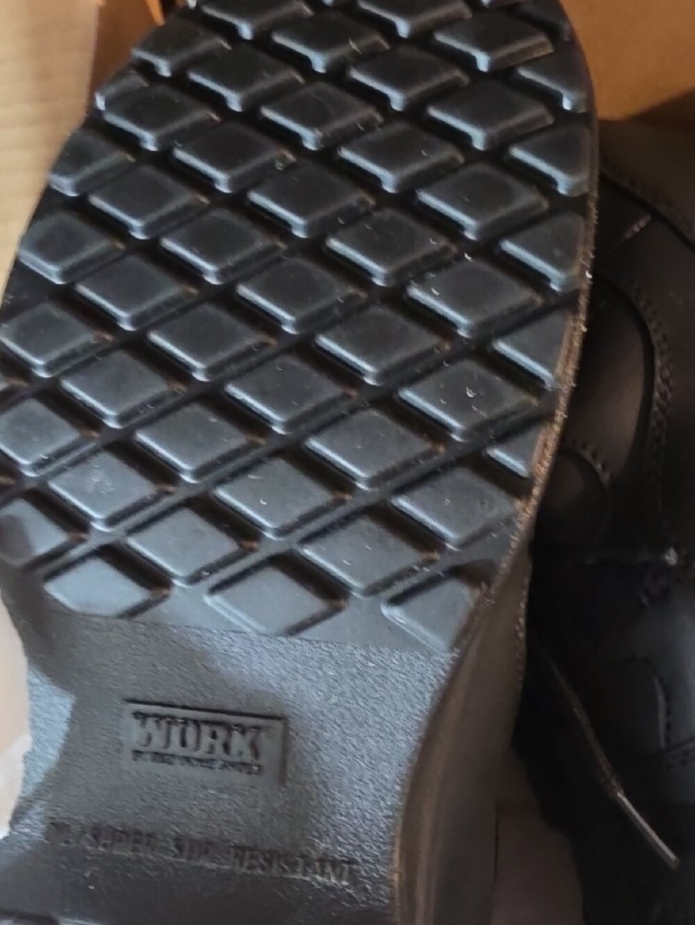 Work Shoes - Picture 5 of 5